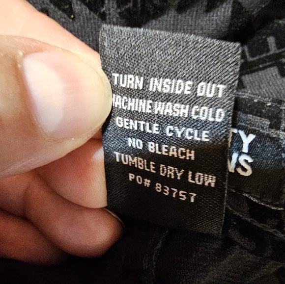 Celebrity Pink Velour Pattern Jeans - Picture 9 of 10